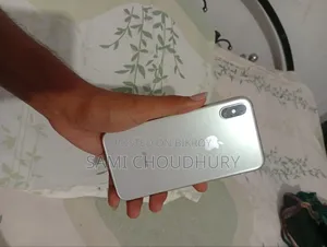অ্যাপল আইফোন এক্সএস ৬৪ জিবি হোয়াইট