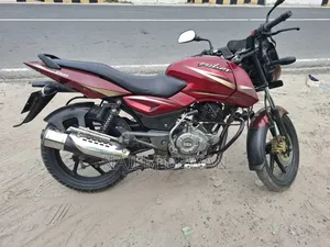 Bajaj Pulsar 150 2018 Red