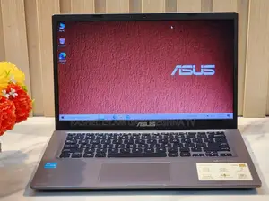 Laptop Asus 4GB Intel SSD 500GB