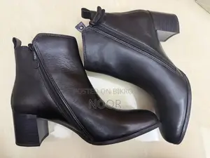 Ladies Shoes