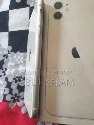 অ্যাপল আইফোন ১১ ৬৪ জিবি হোয়াইট