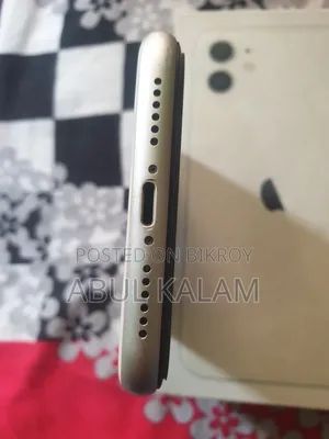 অ্যাপল আইফোন ১১ ৬৪ জিবি হোয়াইট