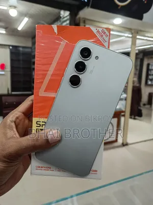 টেকনো স্পার্ক ৪০ প্রো+ ১২৮ জিবি সিলভার