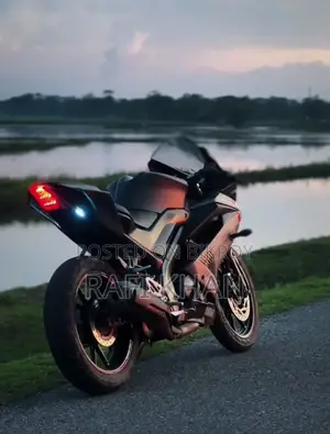 Yamaha R15 V3 2023 Black