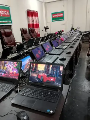 ল্যাপটপ ডেল ৮জিবি এএমডি রাইজেন এসএসডি ৫১২জিবি