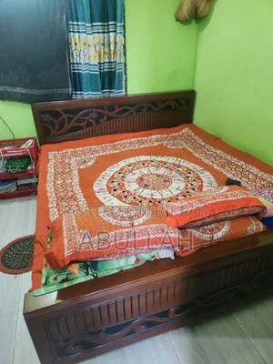 ভালো নতুন খাট