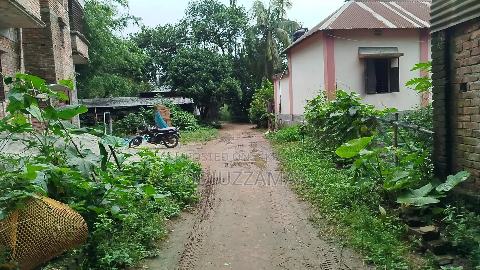 জমি বিক্রি হবে