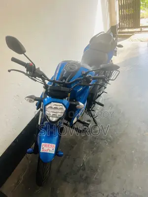 সুজুকি জিক্সার ২০২২ নীল