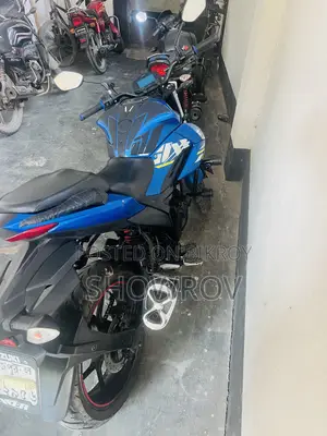 সুজুকি জিক্সার ২০২২ নীল
