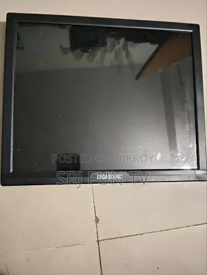 Gigasonic 17" LED Monitor