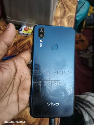 Vivo Y11 32 GB Blue