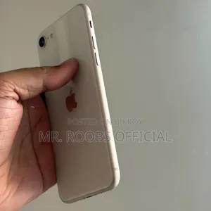 Apple iPhone SE (2022) 128 GB White