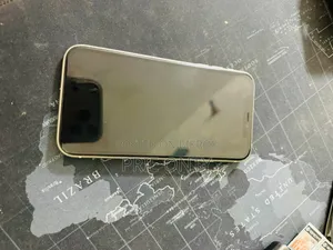 অ্যাপল আইফোন ১১ ১২৮ জিবি হোয়াইট