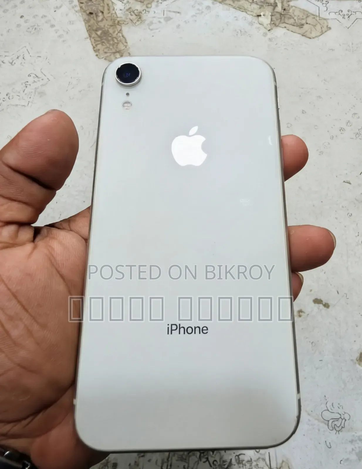 Apple iPhone XR 64 GB White
