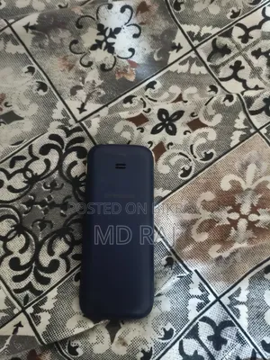 স্যামসাং গুরু মিউজিক ২ নীল