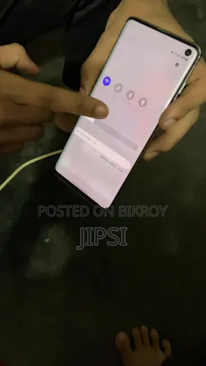 স্যামসাং গ্যালাক্সি এস১০ ১২৮ জিবি ব্লু