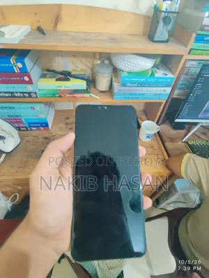 রিয়েলমি নোট ৭০ ১২৮ জিবি রোজ গোল্ড