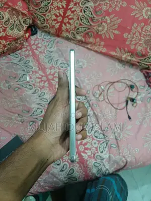 iQOO 256 GB Orange