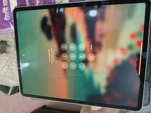 অ্যাপল আইপ্যাড প্রো ১২.৯ (২০২০) ২৫৬ জিবি সিলভার