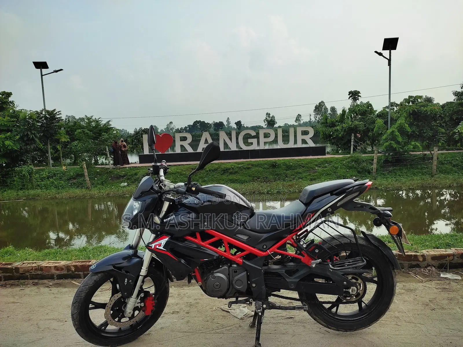 বেনেলি টিএনটি ২০১৯ কালো