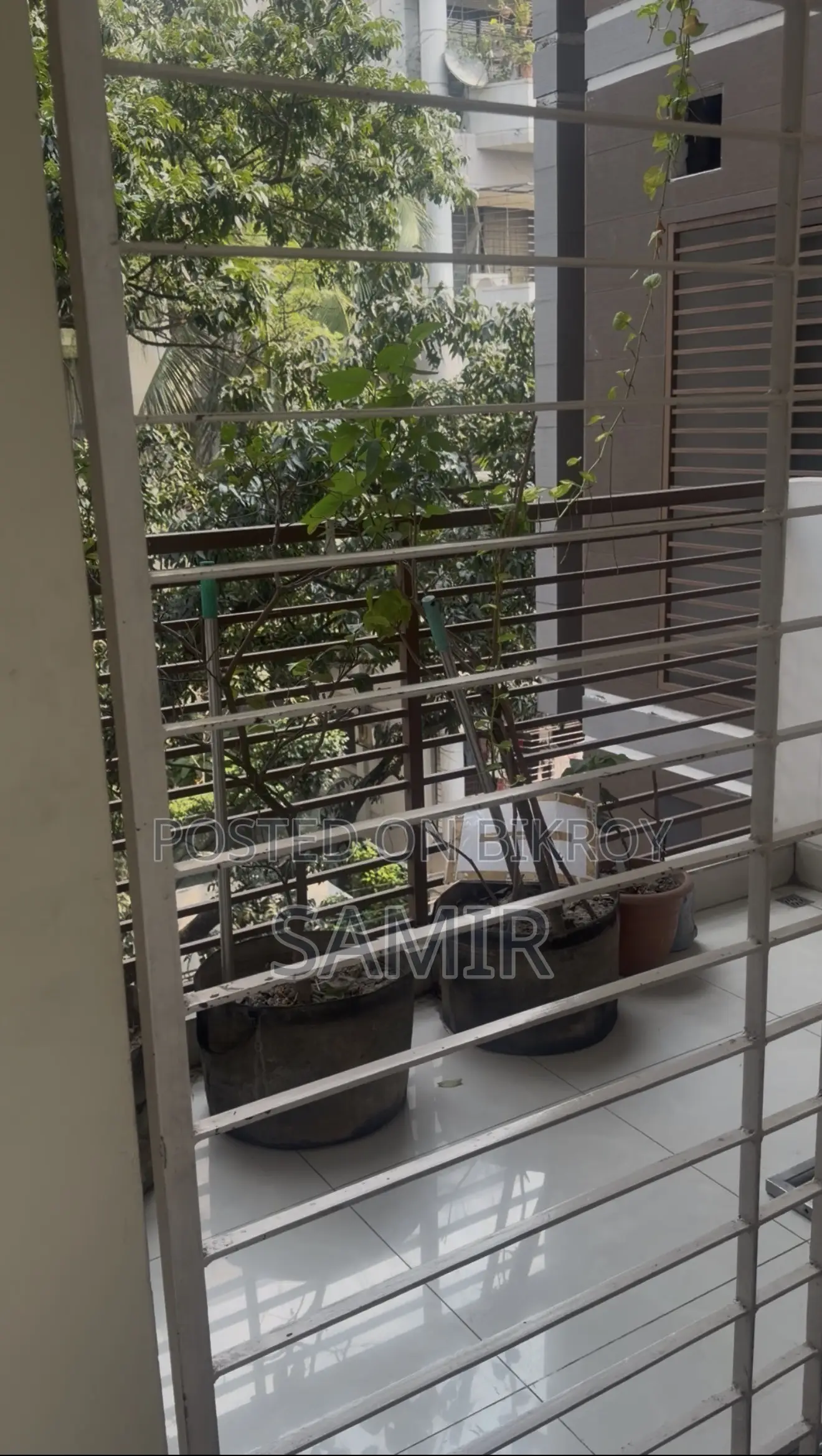 বনানীতে ৩ বেডরুমের অ্যাপার্টমেন্ট ভাড়ার জন্য