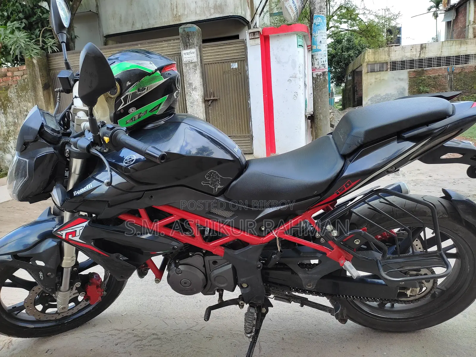 বেনেলি টিএনটি ২০১৯ কালো