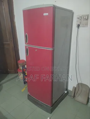 ফ্রিজ ২২৮ লিটার