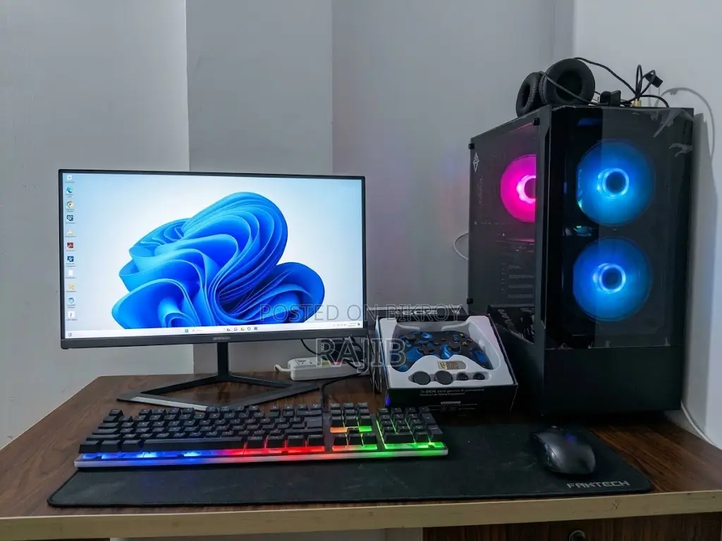 Desktop Computer 16GB AMD Ryzen 5 SSD 512GB