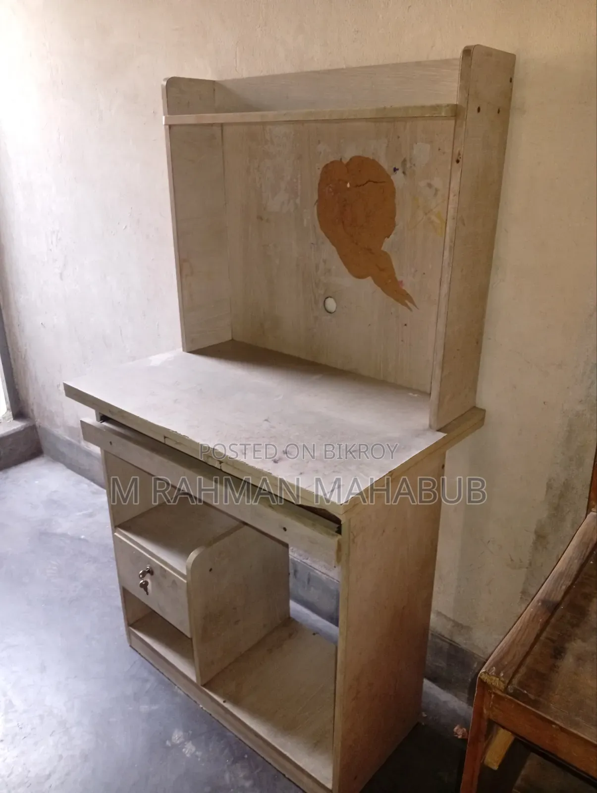 Reading Table / Computer Table