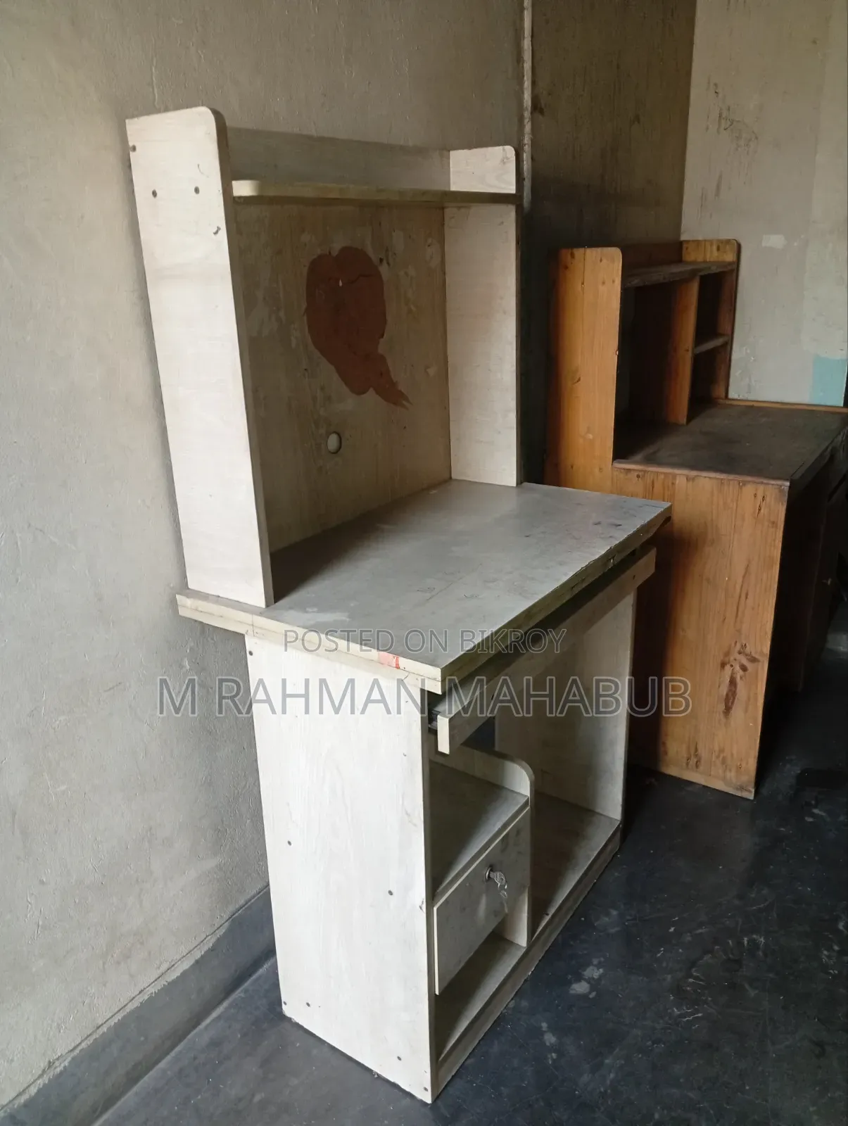 Reading Table / Computer Table