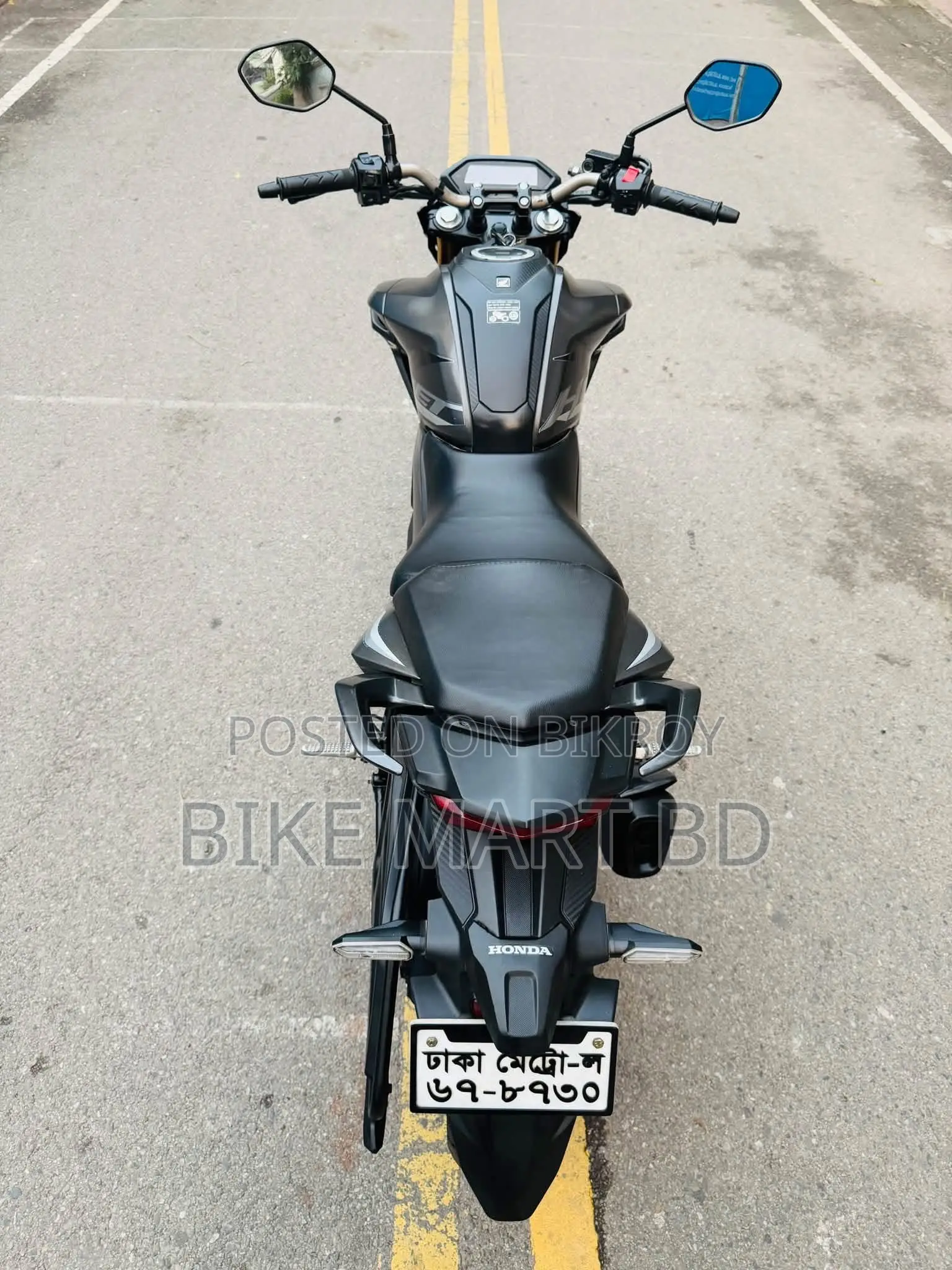 Honda Hornet 2.0 2025 Gray
