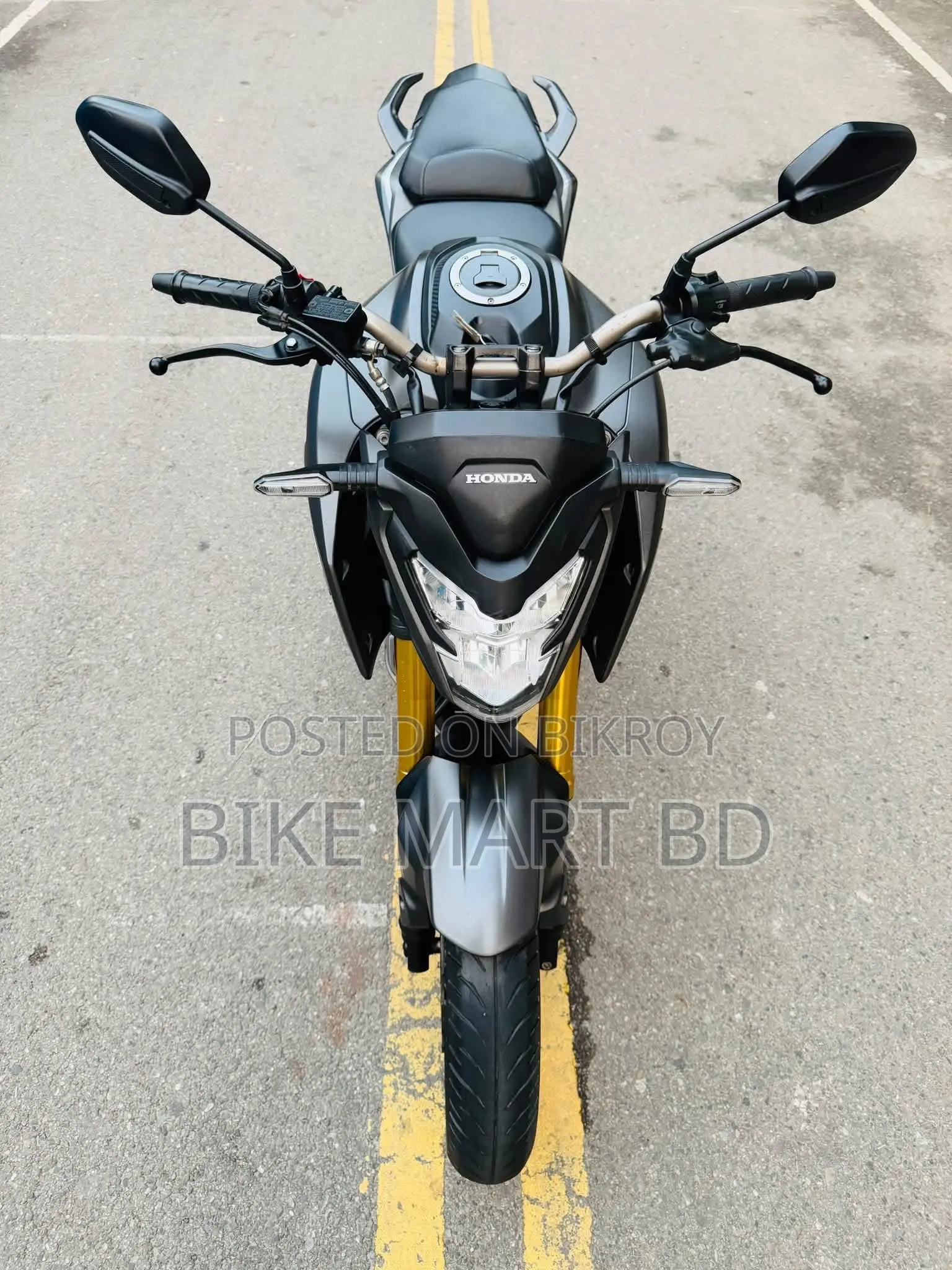 Honda Hornet 2.0 2025 Gray
