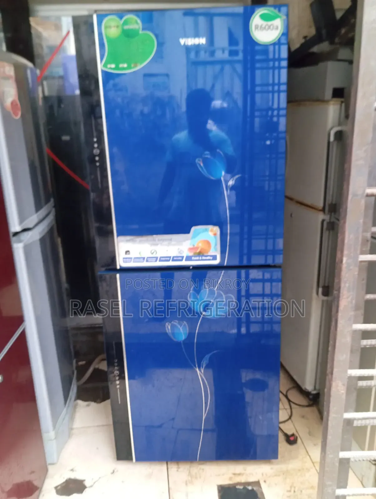 ৩৮০ লিটার রানিং ভিশন ফ্রিজ বিক্রি করা হবে।