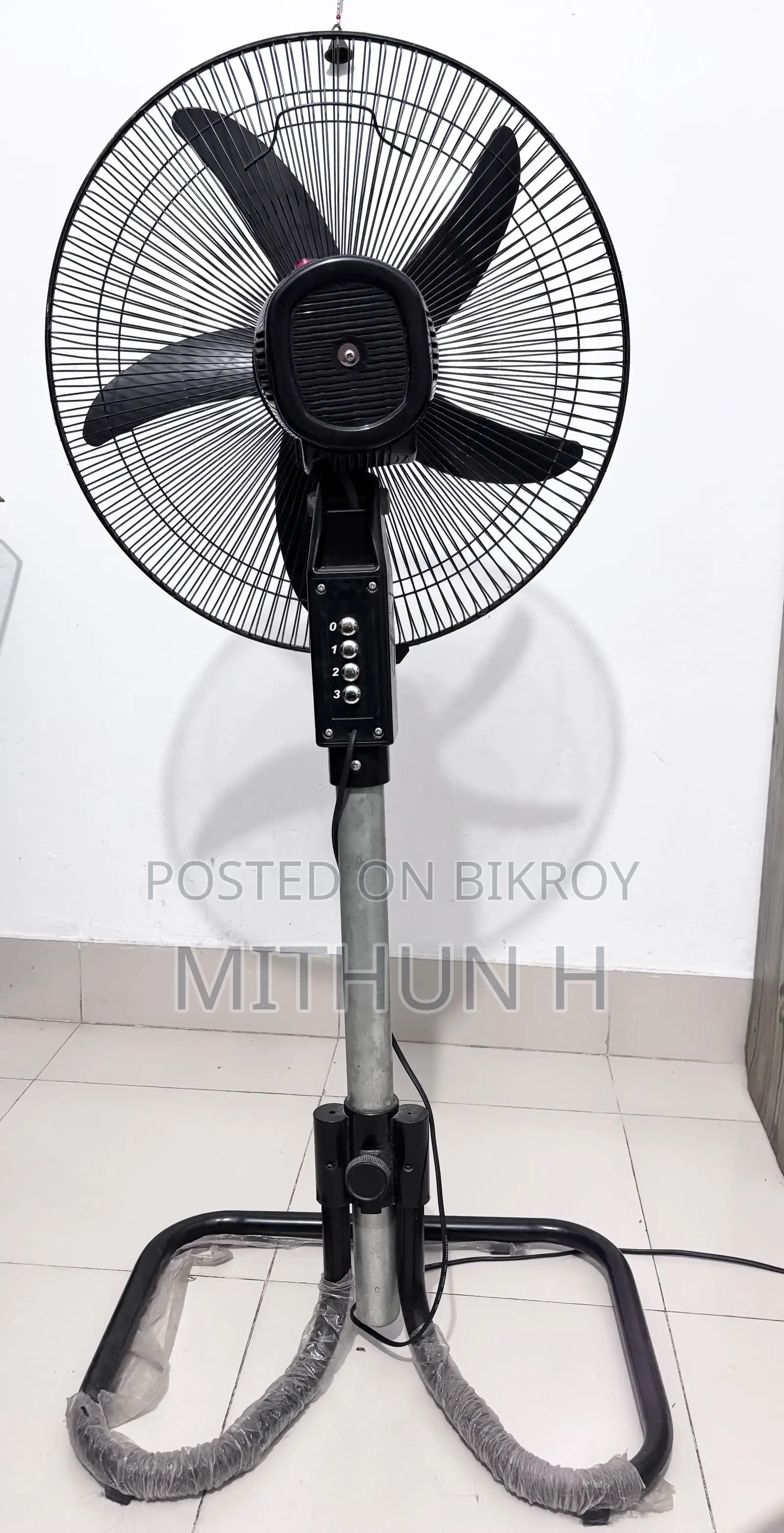 Urgent Sell: Mira Gold Stand Fan – ব্যবহৃত, ভালো কন্ডিশন