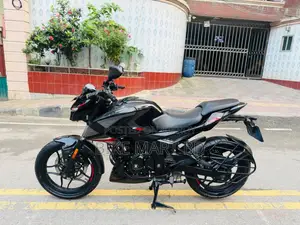 Bajaj Pulsar N160 2025 Black