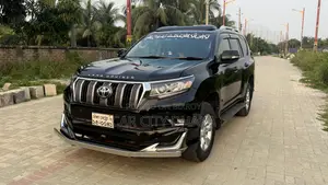 Toyota Land Cruiser Prado 2012 Black