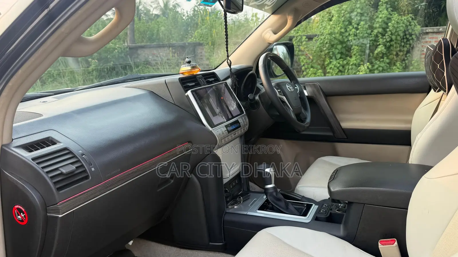 Toyota Land Cruiser Prado 2012 Black
