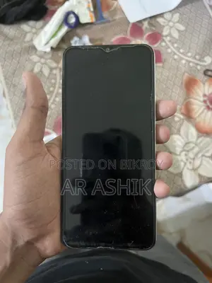 ভিভো ওয়াই১৮ ১২৮ জিবি