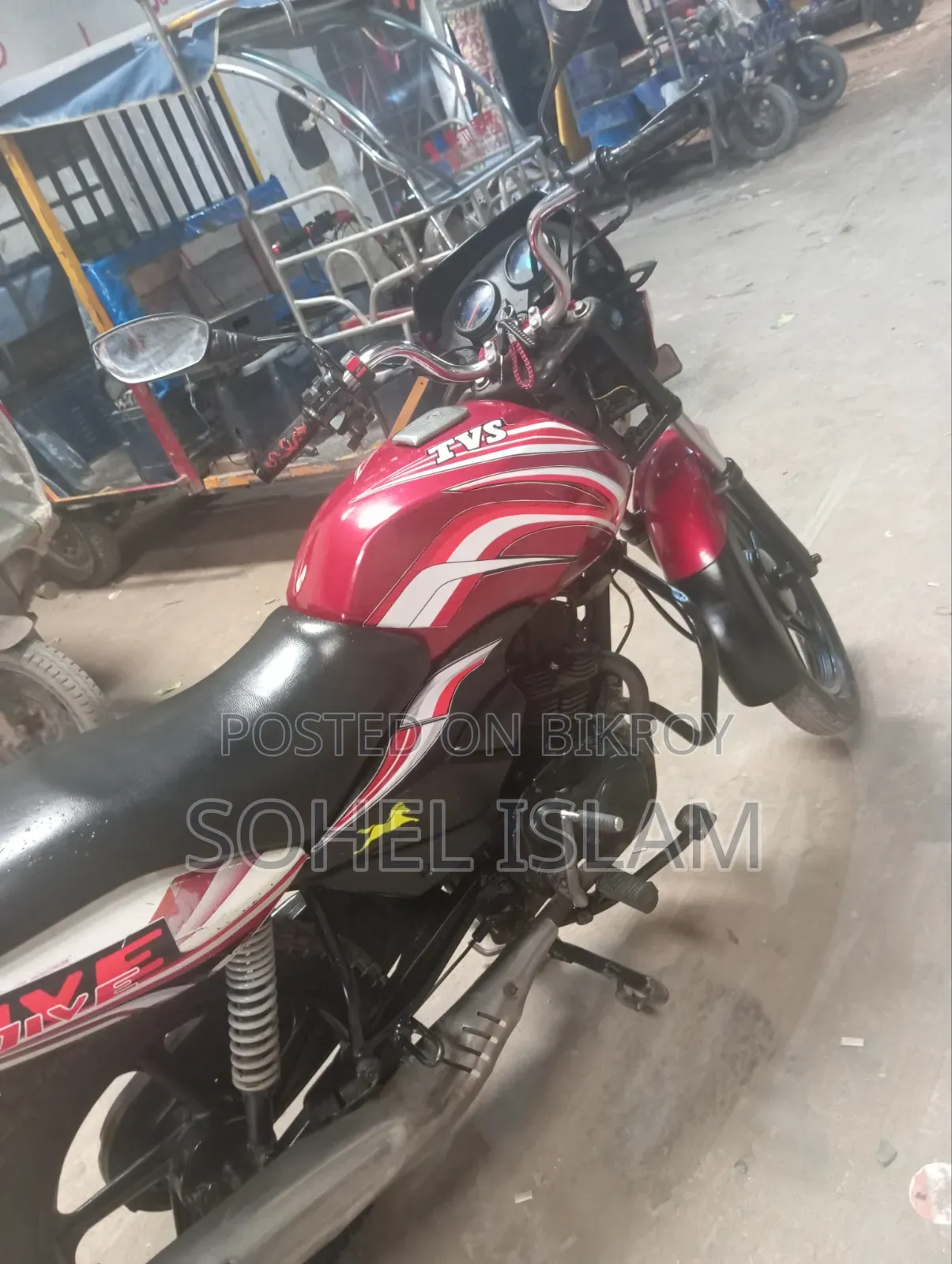 টিভিএস মেট্রো ২০১৮ লাল
