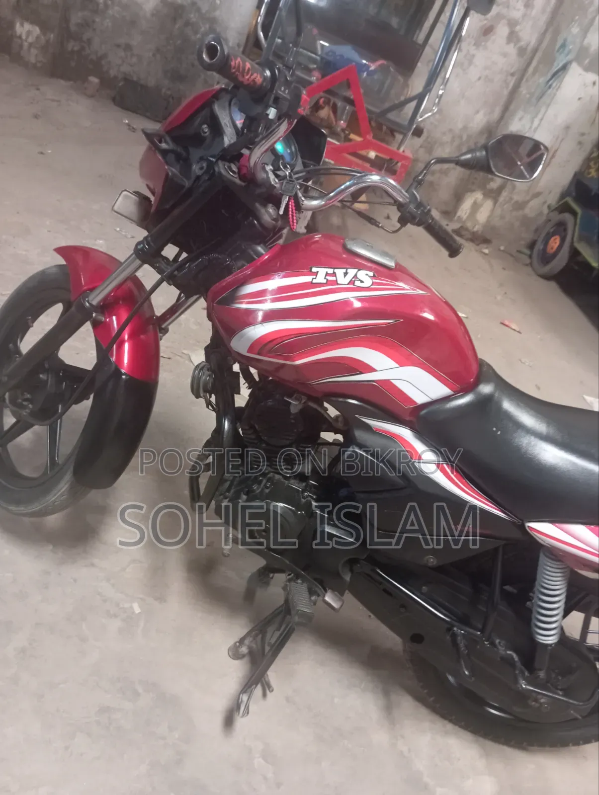 টিভিএস মেট্রো ২০১৮ লাল
