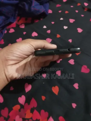 স্যামসাং গ্যালাক্সি এ১২ ১২৮ জিবি কালো