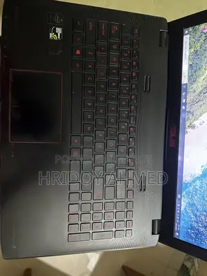 Asus Laptop 8GB Intel Core i5 SSD 640GB