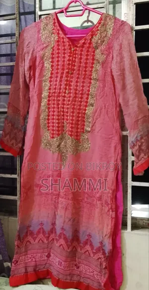 ব্যবহৃত ড্রেস ২ বার পরা হয়েছে