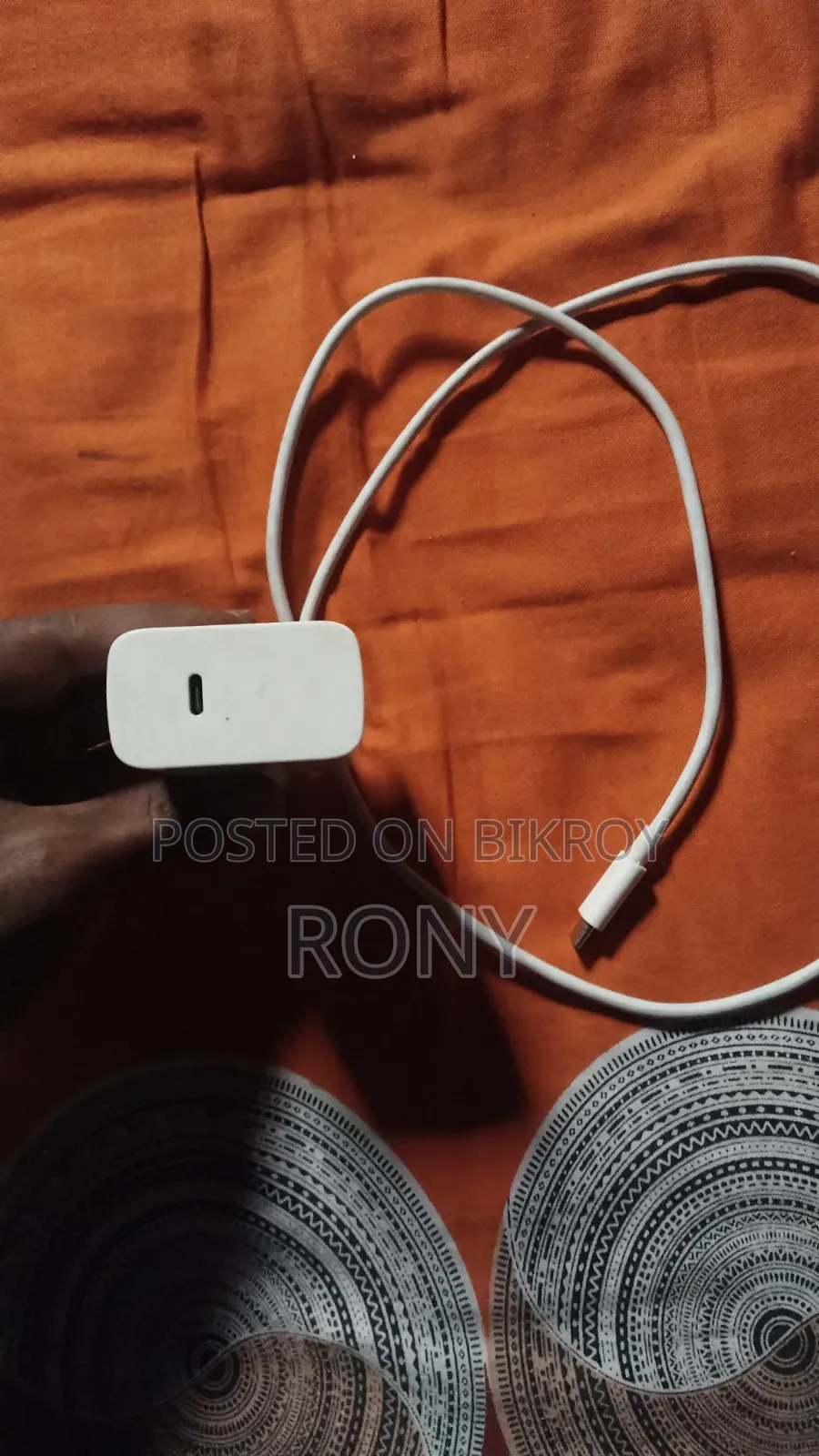 Vivo iQOO 120W Flash Charger Power Adapter
This charger will be sold