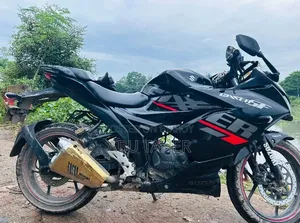 Suzuki Gixxer SF ২০২২ কালো