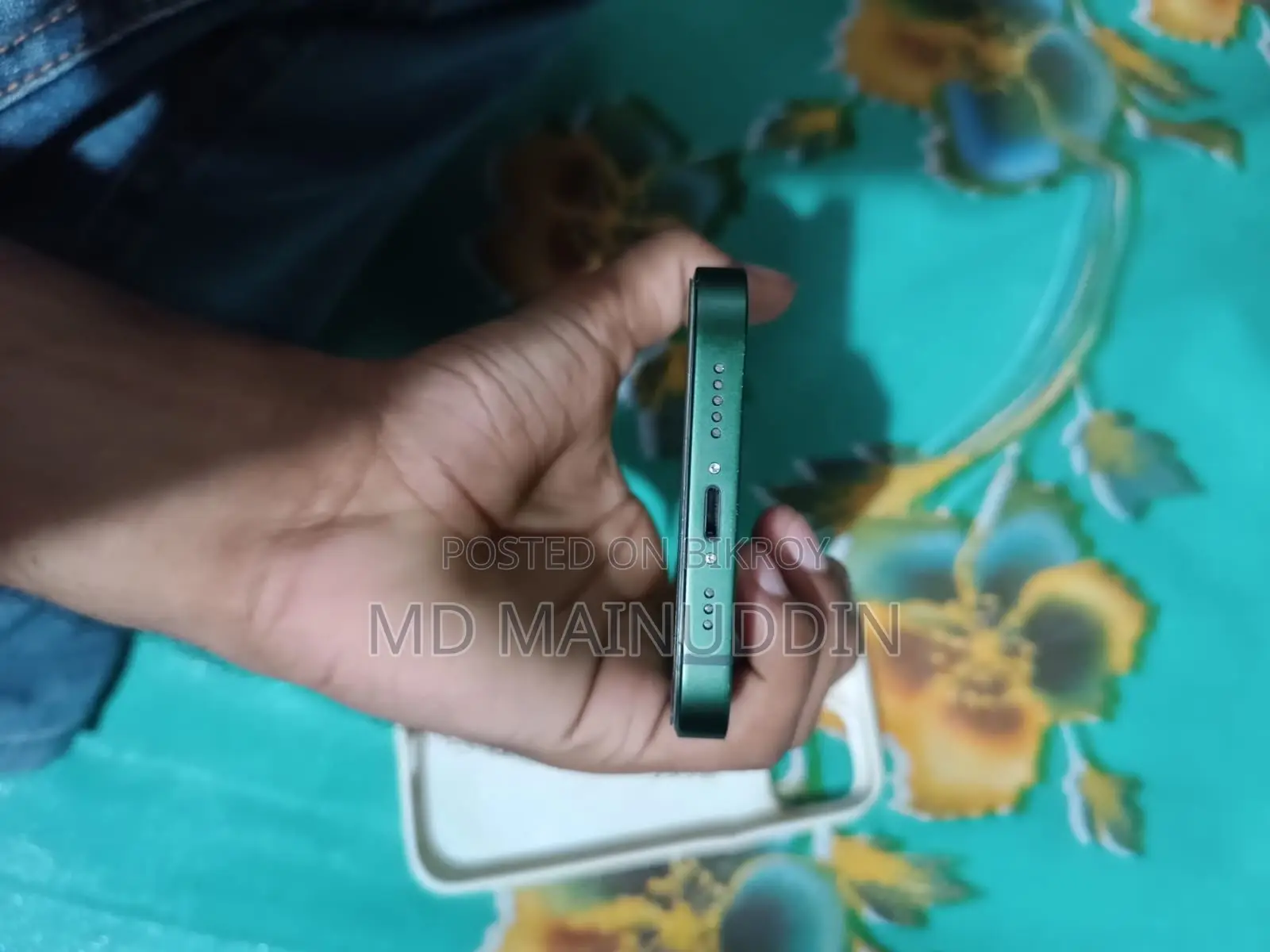 Apple iPhone 13 128 GB Green