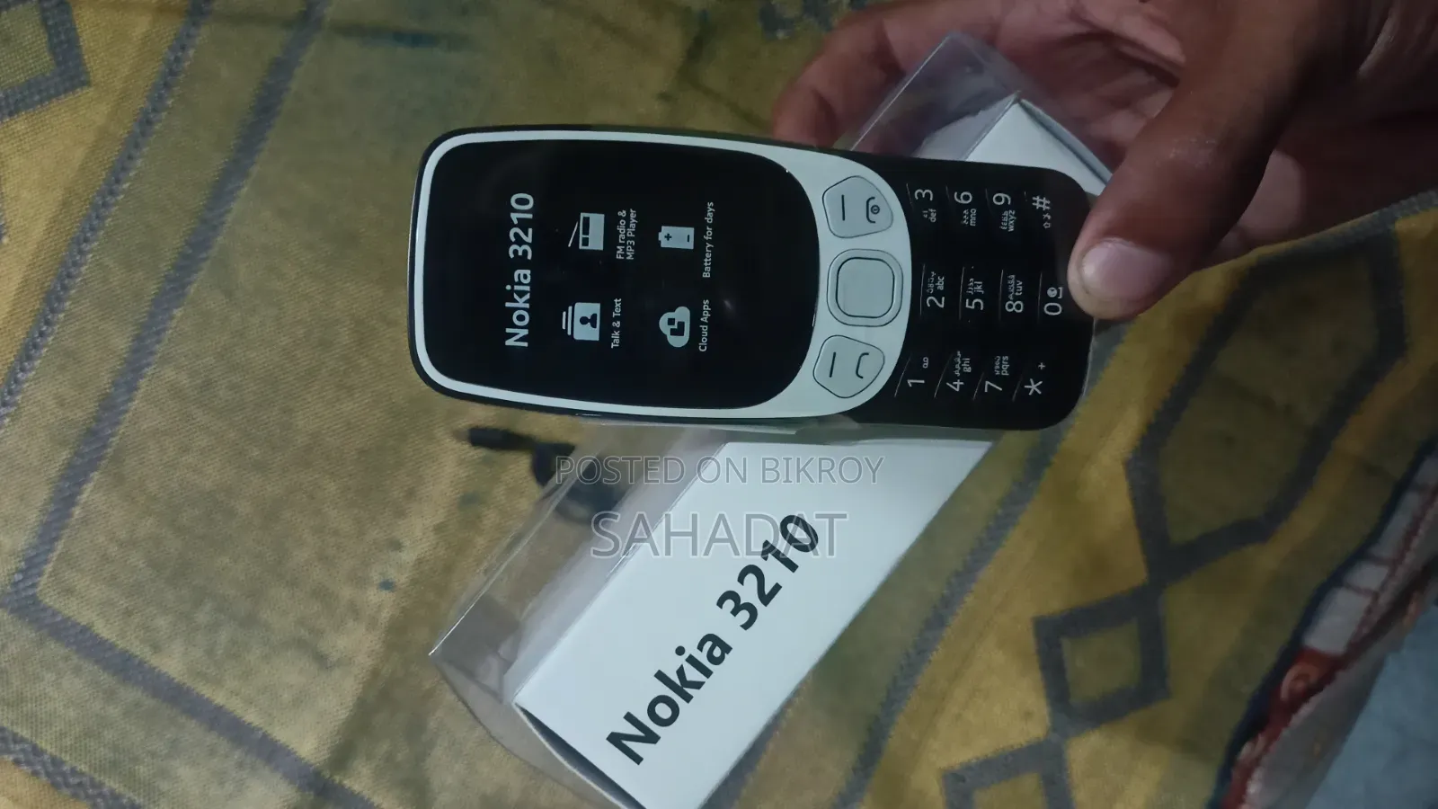 নতুন নকিয়া ৩২১০ কালো