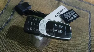 নতুন নকিয়া ৩২১০ কালো