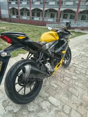 Suzuki GSX-R150 2023 Yellow