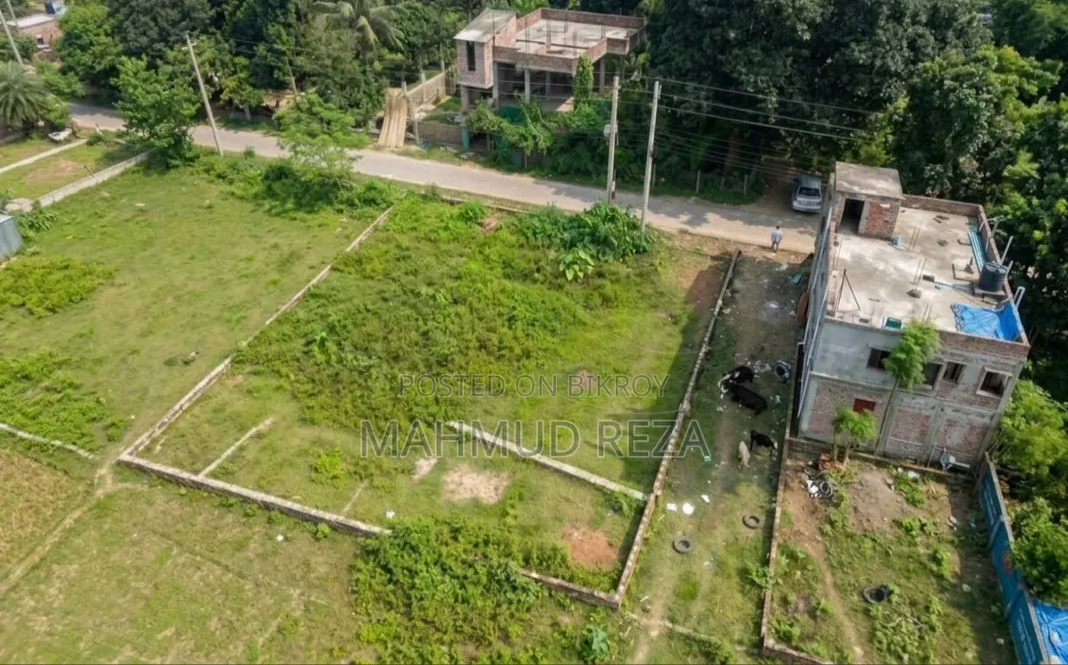 Land for sale urgently at an affordable price near Palbari, Jashore